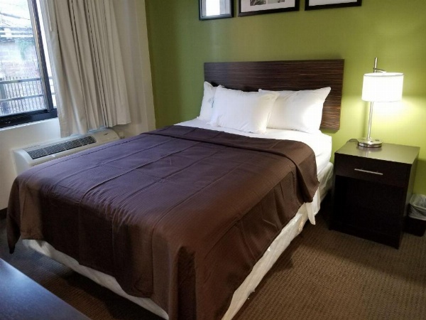 Hillside Hotel image 7